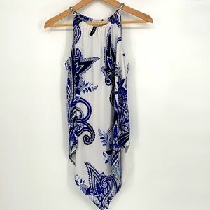Cleo Petites white blue  paisley triangle hem tank